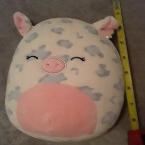 Squishmallow 8-inch Rosie the pig